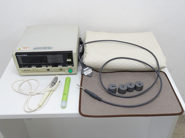 1円～ リカバロンパルス ESD-100 電位治療器 動作品 付属品有