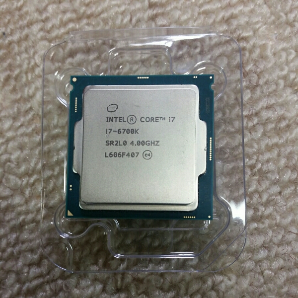 Core i7 6700K 中古