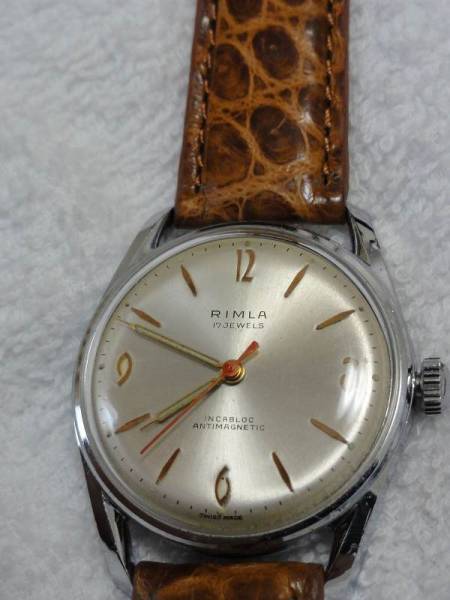 1960年代手巻き赤針機械式腕時計オーバーホール済（ベルト無し）