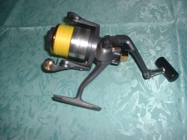 リョービ リール メタロイヤル RYOBI METAROYAL VS 2000 ZM メタ