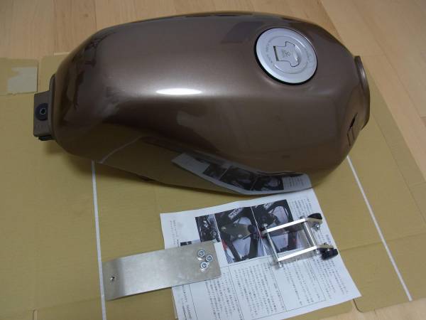  NS50F タンク エイプ流用 コック＆DCRタンクステー付き(ホンダ用)｜売買されたオークション情報、yahooの商品情報をアーカイブ公開 - オークファン ホンダ用