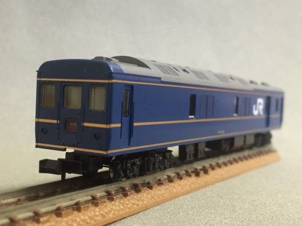 新品同様 TOMIX製24系25形カニ24-102 さよならあけぼの Nゲージ 客車