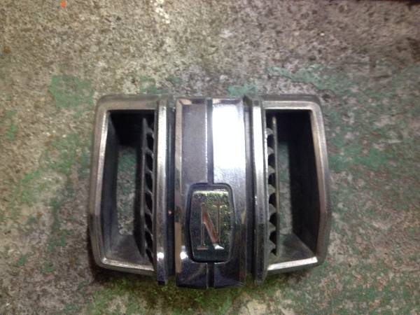 ハコスカ　グリル Nマーク純正中古品　KGC10・PGC10・GC10