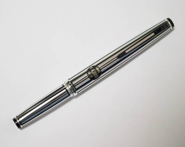 27. プラチナ 14KWG 万年筆 PLATINAM 細字 ストライプ