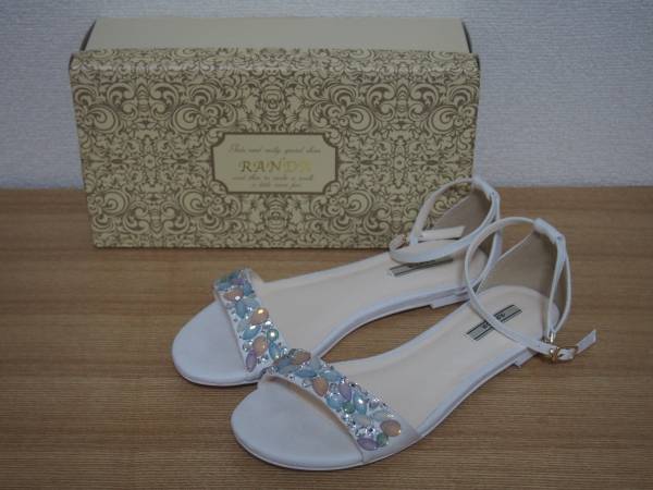 【未使用品】RANDAランダ LL ビジューフラットサンダル ホワイト