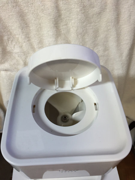 電動カキ氷アイスワン Swan（スワン） 家庭用電動式氷削機 「ice one