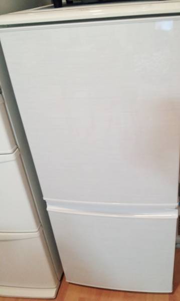 シャープ☆SHARP☆冷蔵庫☆単身☆一人暮らし☆白☆２ドア☆美品