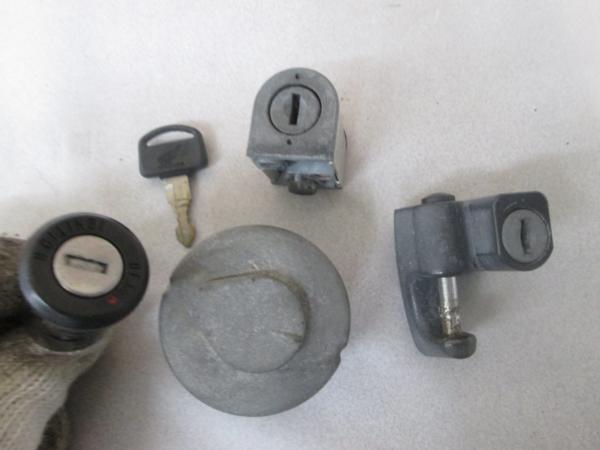 【BST】a★リトルカブ　AA01　純正　キーセット　メインキー　★