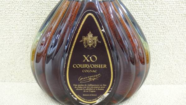 ☆クルボアジェ COURVOISIER XO グリーン 未開栓 箱なし クルボアジェ