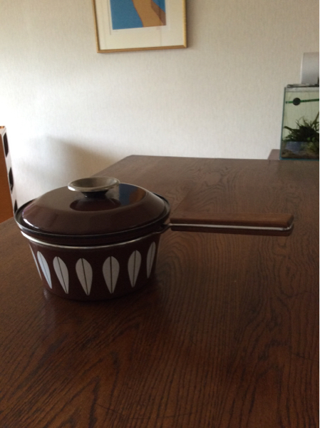 ☆キャサリンホルム CATHRINEHOLM 蓋付片手鍋 ロータス 茶色 ☆