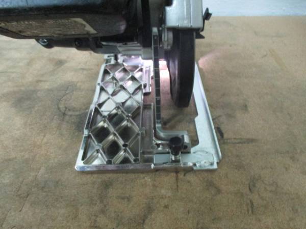 ▲▽T347 マキタ 125mm18V充電式マルノコ HS471D 電池1個