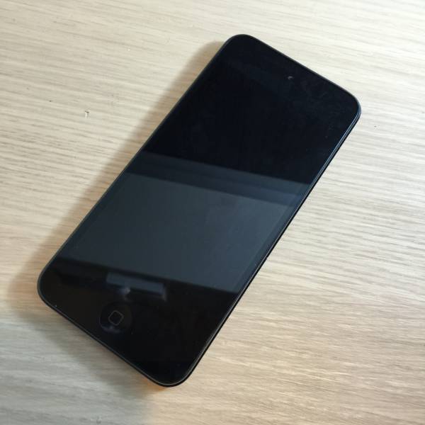 【ジャンク品】iPod touch 第5世代 64GB ブラック