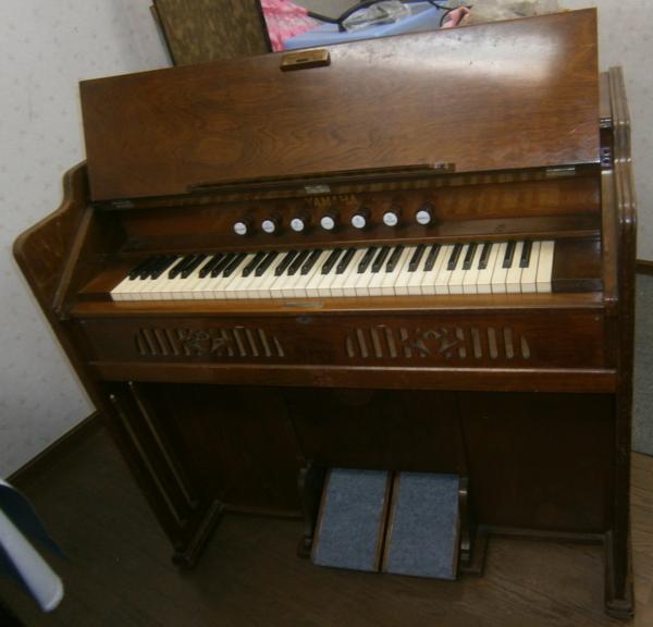 ヤマハ足踏みオルガン 61鍵 7ヶストップ付き お勧め逸品