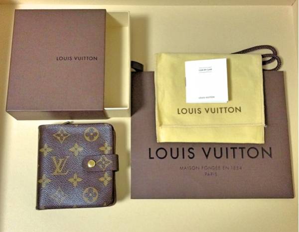 ★美品ルイヴィトン コンパクトジップ モノグラム 二つ折り財布