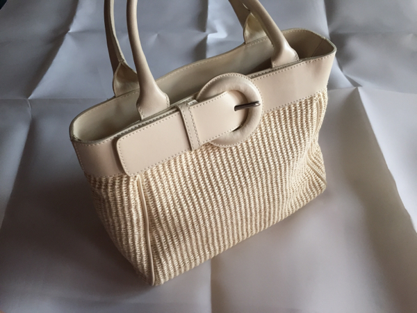 定番人気，100%新品 【美品】FURLA フルラ かごバッグ ホワイトベルト 