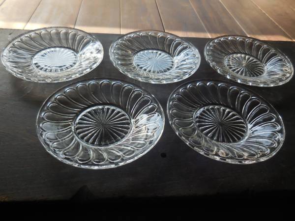 古いガラス6 プレス 小皿 5客 /レース皿氷コップウラン 少し捻じった