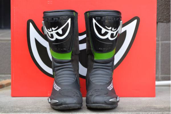 【美品】BERIK ベリック レーシングブーツ 43 BERIK ベリック 公式通販 BOT-1239 サイズ43 BOT-1289-BK RACING BOOTS