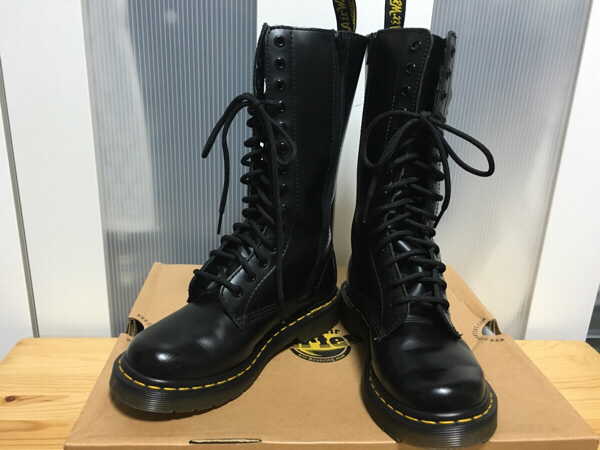 ドクターマーチン ミドルブーツ ブラック UK4 ROSIE 美品