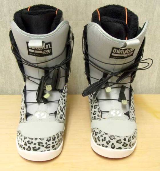 美品 Thirty Two 86 FT スノーボードブーツ US6.5 総柄 thirty two