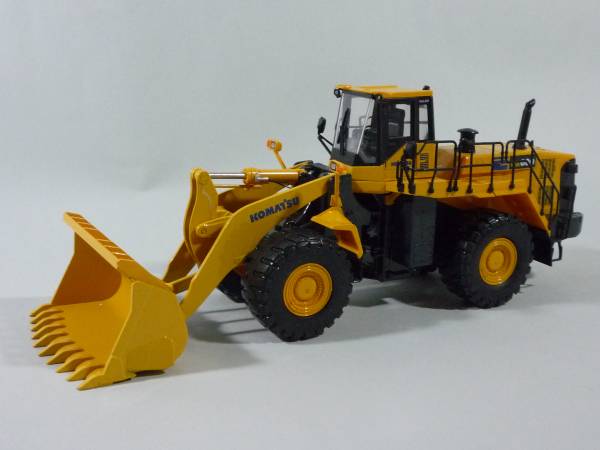 KOMATSU WA600 1/50 ホイールローダー コマツ コマツ 1⁄50 ホイール