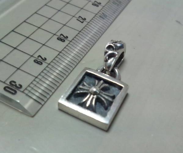 ■クロムハーツ／フレームドCHプラスチャーム／クロス