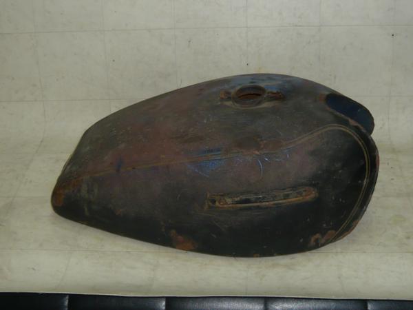 Ｚ１ Ｚ２ 純正内プレスタンク ⑤