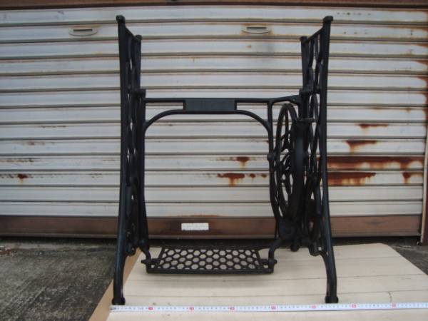 網目 鉄脚 ミシン台 シンガ―ではありません アンティ―ク アンティーク