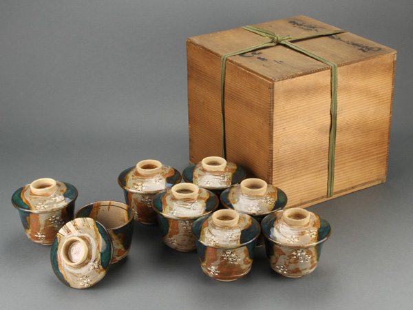 【流】茶懐石道具 蓋茶碗 ８客 共箱 IK535