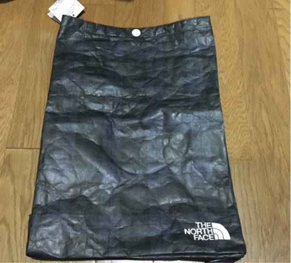 ノースフェイス スタンダード□ペーパーバッグ□新品□クラッチ