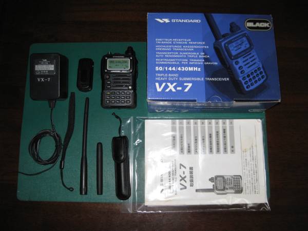 トリプルバンド ＞ YAESU アマチュア無線機 VX-7 ハンディ 5W - 防水