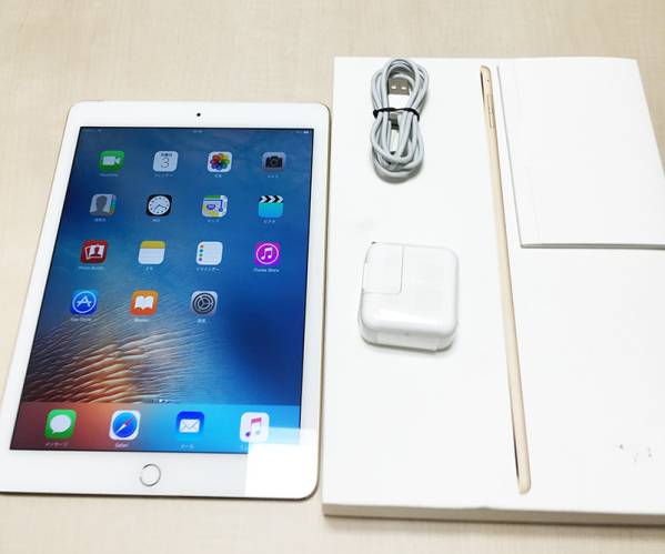 iPad Air2 Wi-Fi+Cellular 128GB SIMフリー GOLD 美品