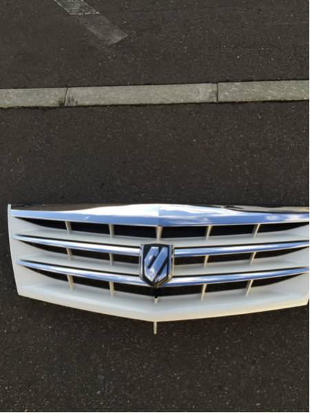 10アルファード 後期 Vグリル (カメラ用)