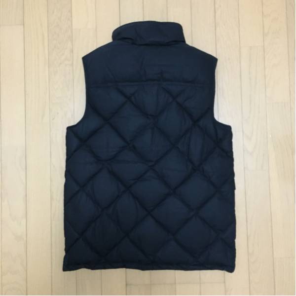 ダウンベスト　Barbourバブアー　紺色ネイビー　無地シンプル　ヴィンテージ Barbour バブアー ダウンベスト LINER ⁄ コート ダウンジャケット ZIP