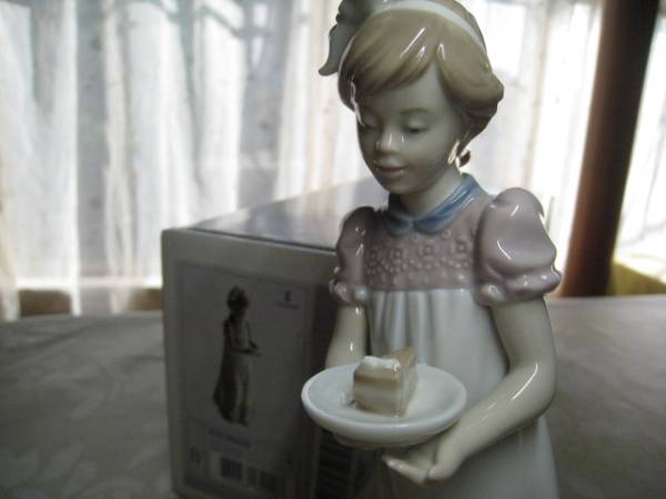 Birthday リヤドロ Lladro Happy | 0 ブランド洋食器専門店ル ハッピー