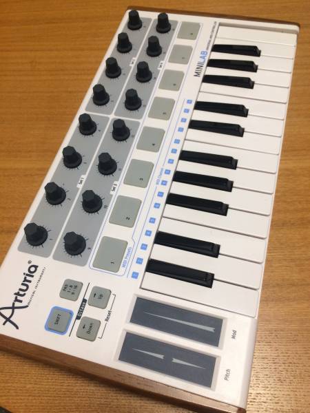 Arturia MINILAB（キーボードのみ）
