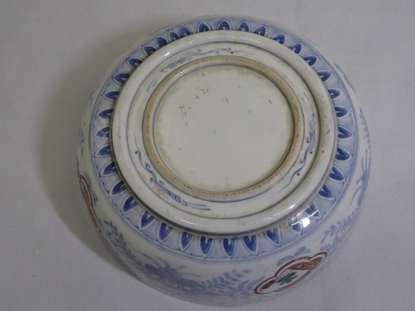 古伊万里　金襴手鉢大小　直径：24.5cm/18.7cm