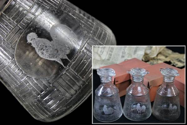 戦前 ガラス 芳香美味チキンソース 醤油差し 醤油瓶 3個 箱付 | MIKAS