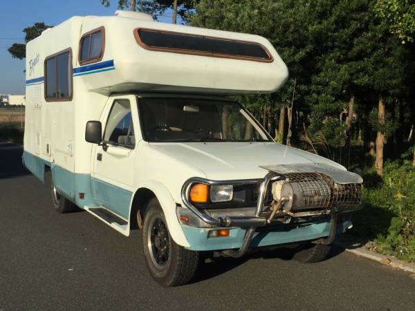 名車ヨコハマモーターセールスロデオ・発電機・クーラー付