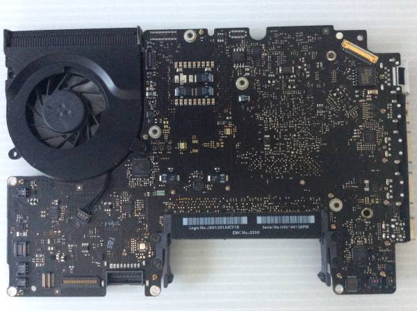 Apple MacBook A1342 ロジックボード Core2Duo 2.26GHz [L37]