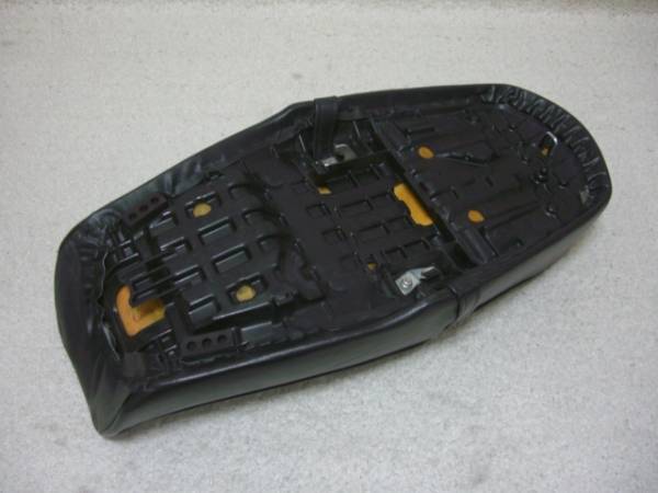 CB1100 純正シート 美品 ホンダ(HONDA) CB1100 即決美品 CB1100 純正シート 美品 ホンダ(HONDA) CB1100 即決美品
