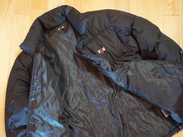 VAN JAC 胸&背襟ロゴ刺繍ダウンジャケットMブラック