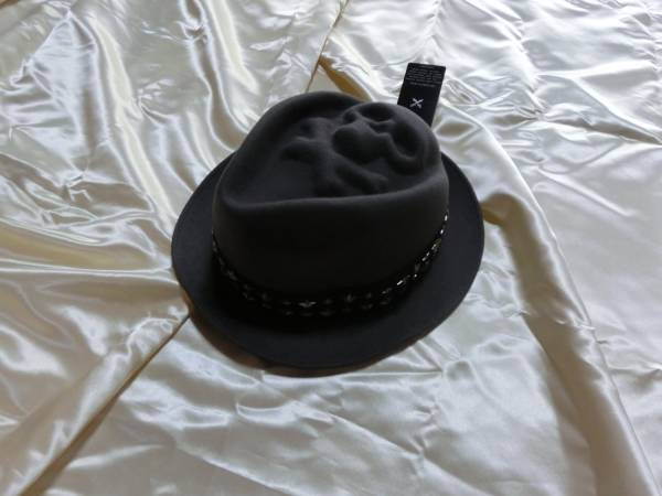 ワールドワイドフェイマス/ LOVELESS/帽子/スカル/未使用タグ付