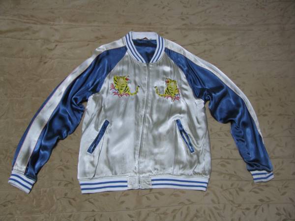 アヴィレックス☆スカジャン虎×龍　XL　USED