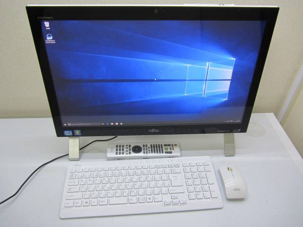 富士通FH54/HT 富士通 ESPRIMO FH54/HT Core-i3 2350M 2.3GHz/4GB 管理R-9 Windows