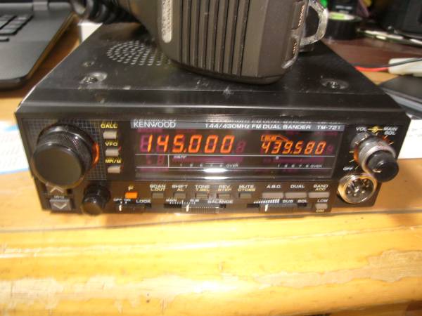 kenwood製TM-721(144/430Mhz，fm)中古美品動作確認済み