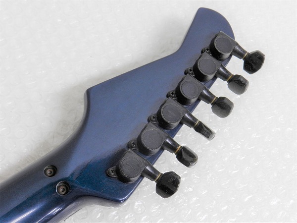 ○中古 FERNANDES ストラトタイプ 2ハム エレキギター [梱1.0］ SSH