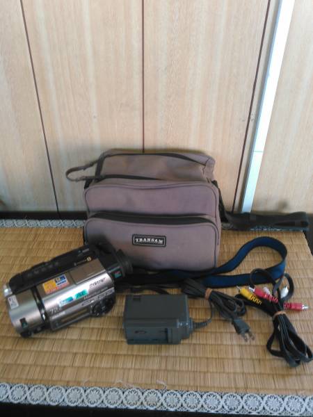 SONY Hi8 Handycam CCD-TR290