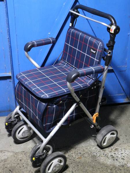 幸和製作所 TacaoF シルバーカー テイコブST07 中古