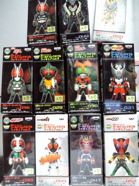 ワールド コレクタブル 仮面ライダー 32種 響鬼 龍騎 BLACK