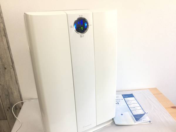 ダイキン 空気加湿清浄機 TCK70M-W 光クリエール 2012年製 ダイキン